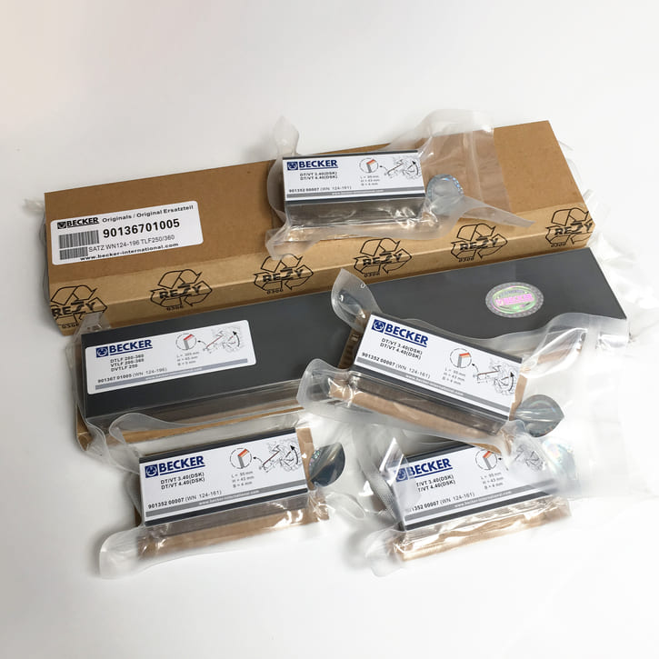90133300008 | WN 124-032 Originele Becker Set van 8 schoepen